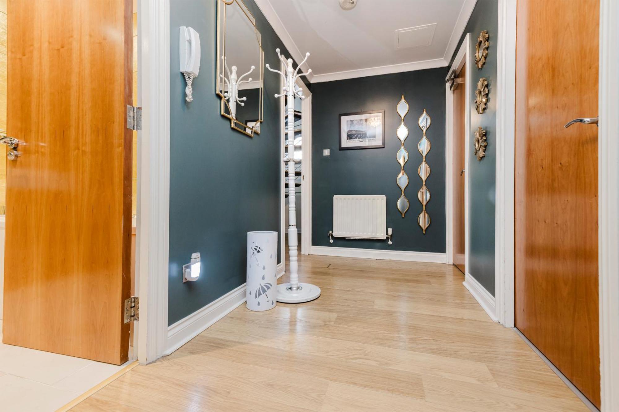 Joivy Stylish Apartment With Balcony In Old Town Édimbourg Extérieur photo