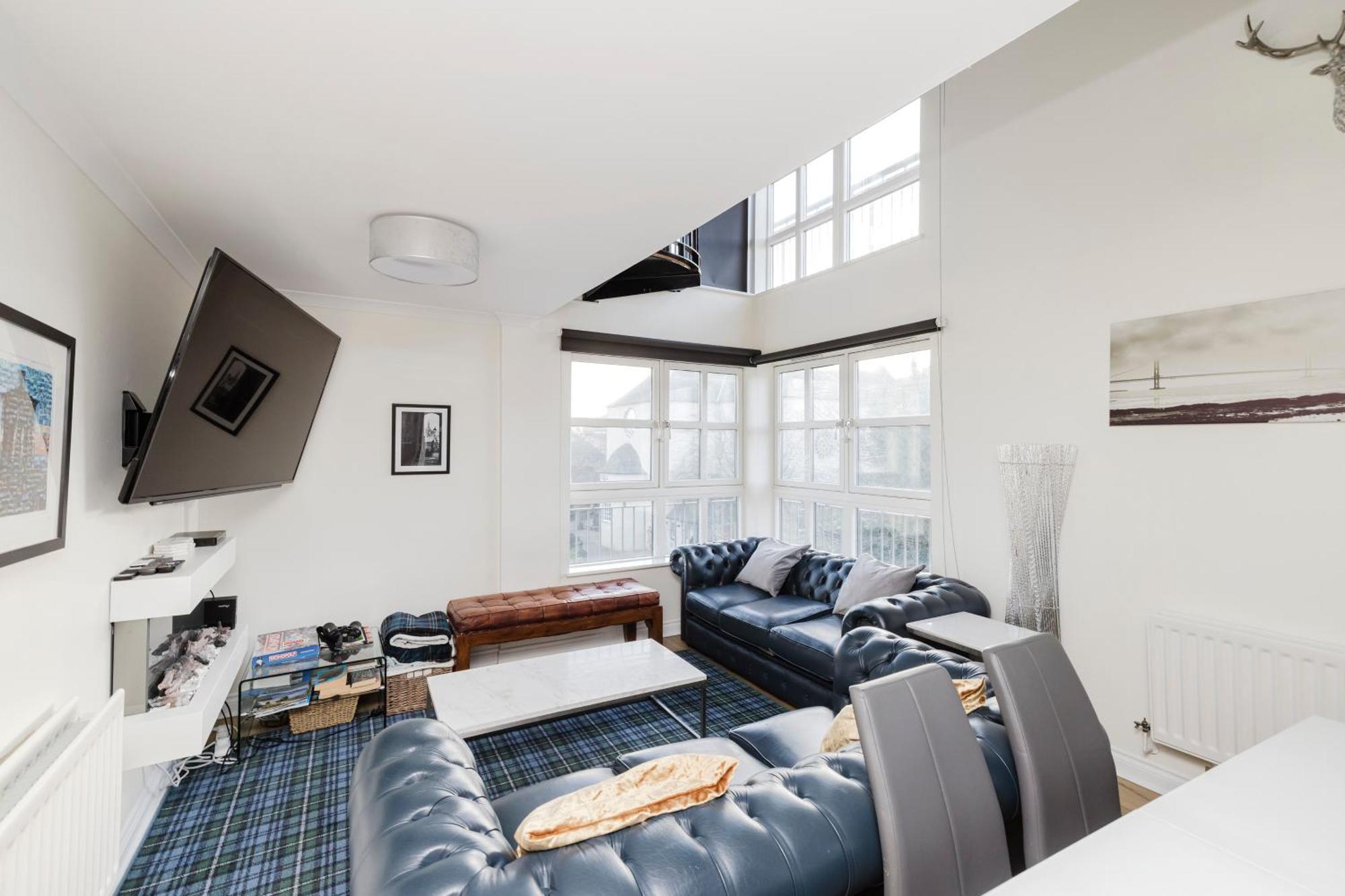Joivy Stylish Apartment With Balcony In Old Town Édimbourg Extérieur photo