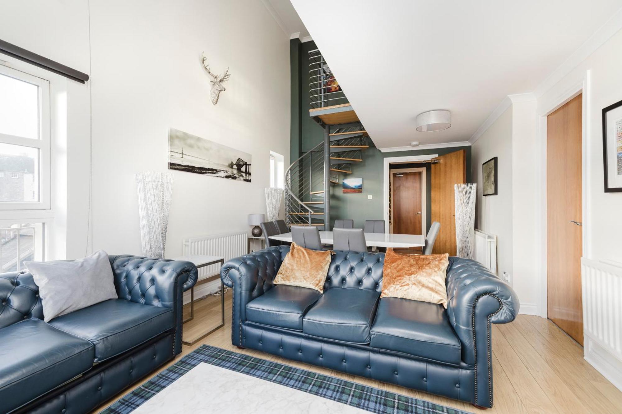 Joivy Stylish Apartment With Balcony In Old Town Édimbourg Extérieur photo